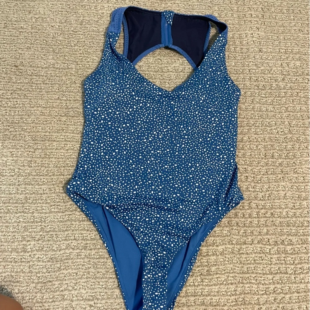 Nike‎ Swim Blue Water Dots Open Back One Piece large